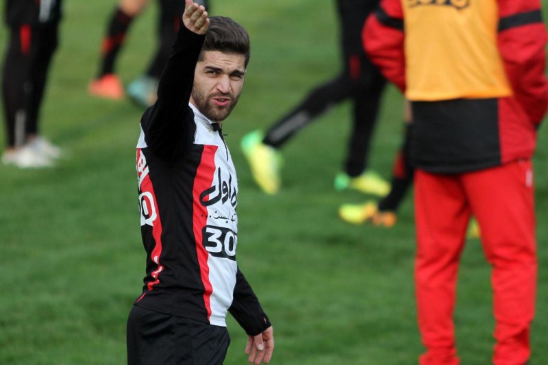 جواب اعتماد علی کریمی را در زمین میدهم