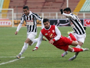 تراکتور 0 - سیاه‌جامگان 0؛ ناکام در گلزنی