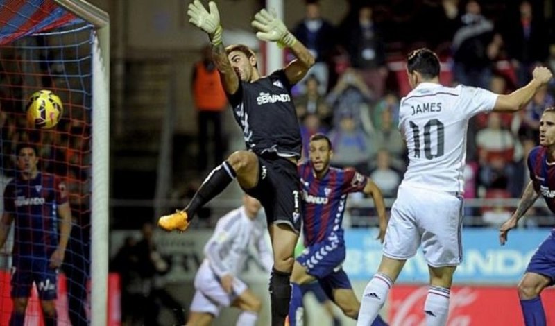 بازگشت خامس به ترکیب اصلی رئال مادرید