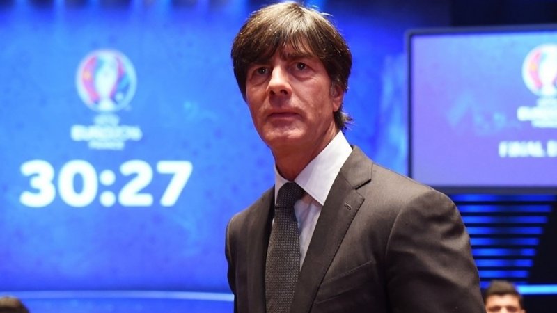 لوو:بعد از حادثه پاریس به روانشناس مراجعه کردم