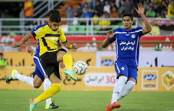 ماهینی: صدرنشینی ما سورپرایز لیگ بود