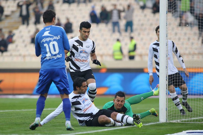 صادقی: فوتبال مثل زندگی زود تمام می‌شود