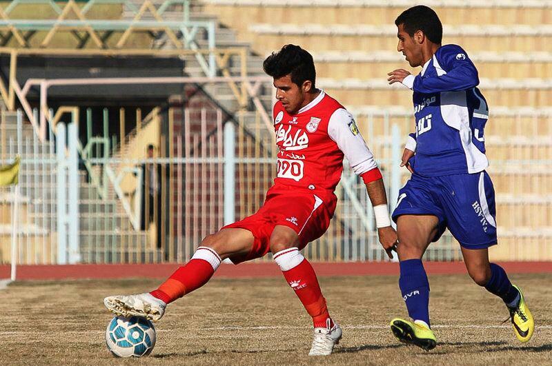 دو بازیکن تراکتور هنوز به انزلی نرفتهاند