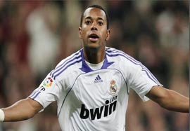 روبینیو: چلسی حتی نام من را روی پیراهنش چاپ کرد