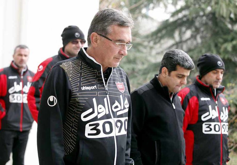 دو گزینه کروات برای دروازه پرسپولیس