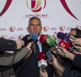 اگر رئال نیمار را می خواهد با ما تماس بگیرد