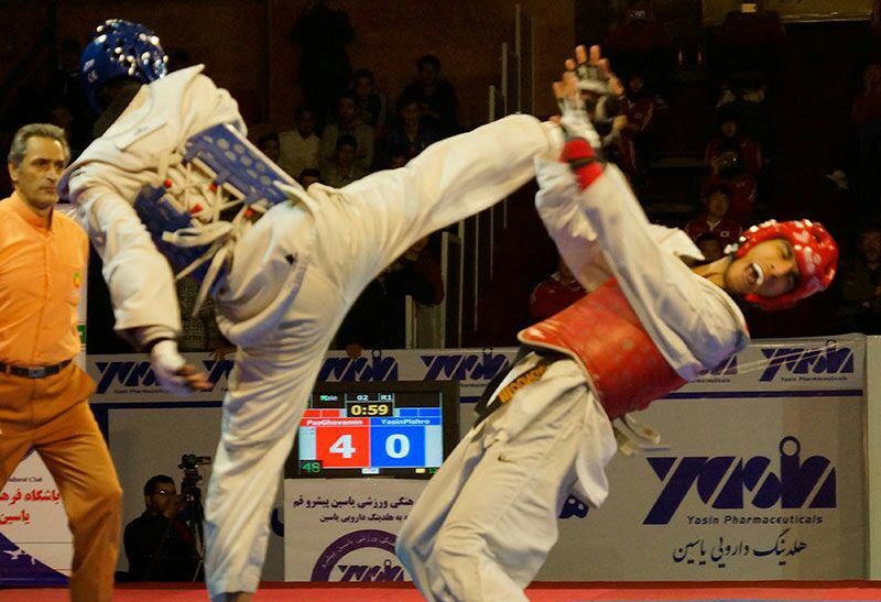 شهرداری ورامین صدرنشین لیگ برتر تکواندو شد