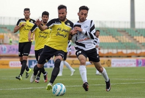 احتمال غیبت کریمی مقابل پرسپولیس