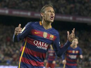 نیمار: مسی پنالتی را به من پاس داده بود