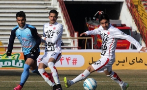 مرفاوی با 1+4 غائب مقابل پدیده