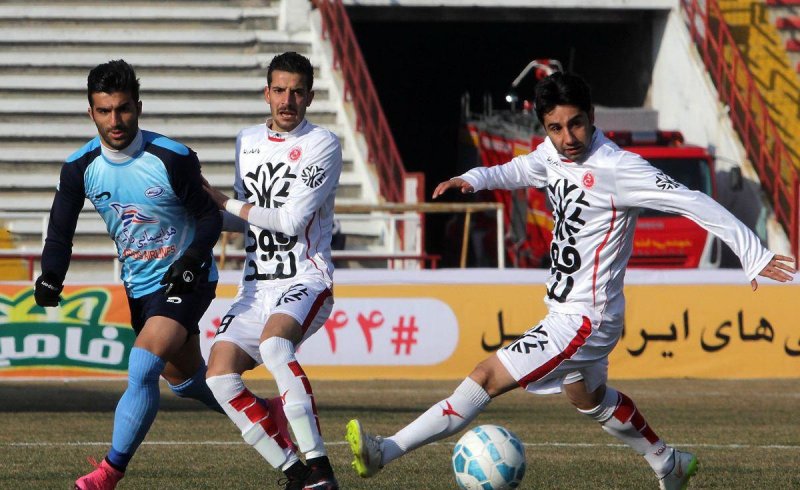 مرفاوی با 1+4 غائب مقابل پدیده