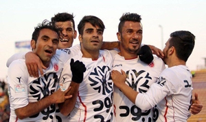 حلقه‌اتحاد پدیده‌ای‌ها برای‌حفظ رکورد بی‌شکستی