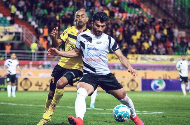 مدافع صبا قراردادش را تمدید کرد