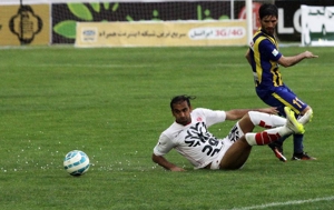 ناصحی: چرا کسی به فکر پدیده نیست؟