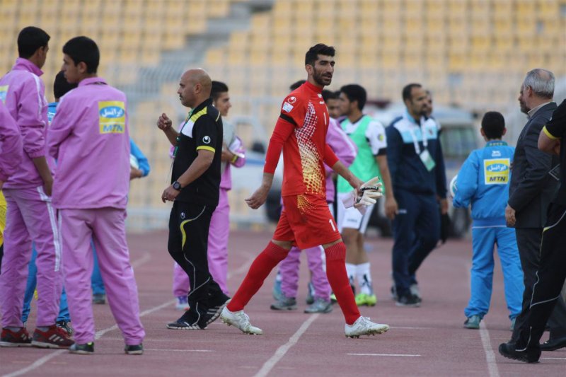بیرانوند: خانواده‌ام را به پرسپولیس نمی‌فروشم