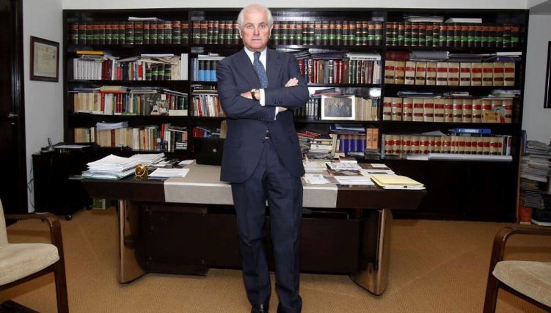 تبریک عجیب رئیس سابق رئال به اتلتیکو