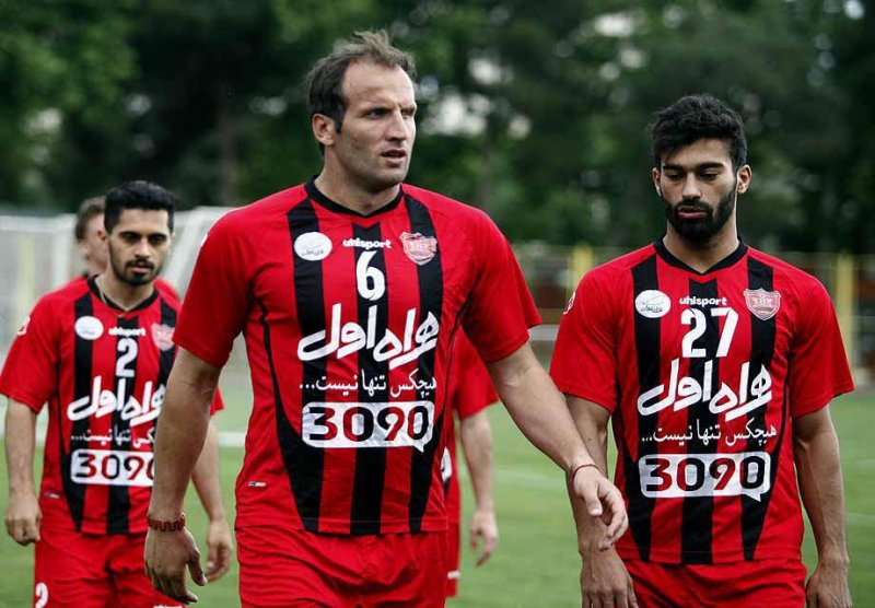 بنگر: عالیشاه مثل ما بیمراسم از پرسپولیس رفت