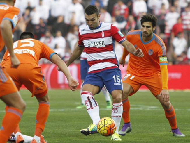 مدیر گرانادا: برای شکست بارسا مصمم هستیم