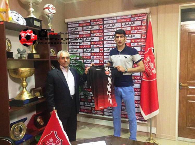بیرانوند با پرسپولیس قرارداد بست(عكس)