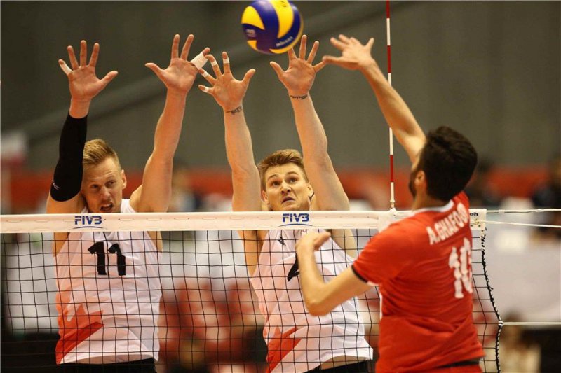 ژاپن به کانادا هم باخت