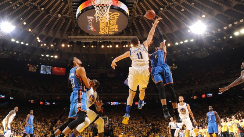پیروزی گلدن استیت و شکست لیکرز در NBA