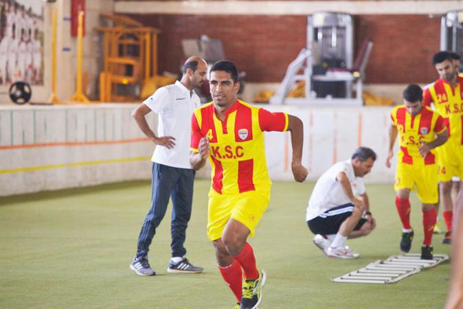 کاپیتان فولاد بعد یک فصل و نیم بازی کرد