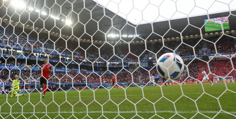 واکنش رسانههای اتریشی بهباخت برابرمجارستان