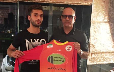 خونه به خونه مدافع راهآهن را جذب کرد