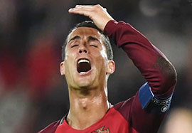 عصبانیت رونالدو علیه یک خبرنگار(عکس)