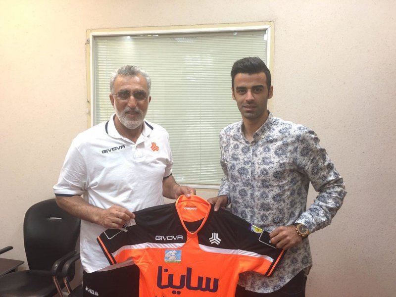 تکذیب رضایتنامه یک میلیاردی حسن‌زاده