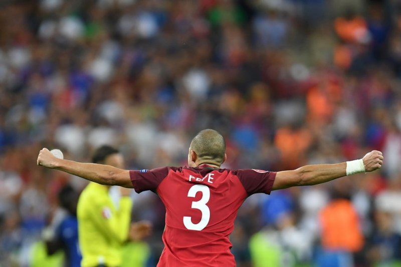 "سه" نفرت انگیز بالاتر از همه ستاره های جذاب