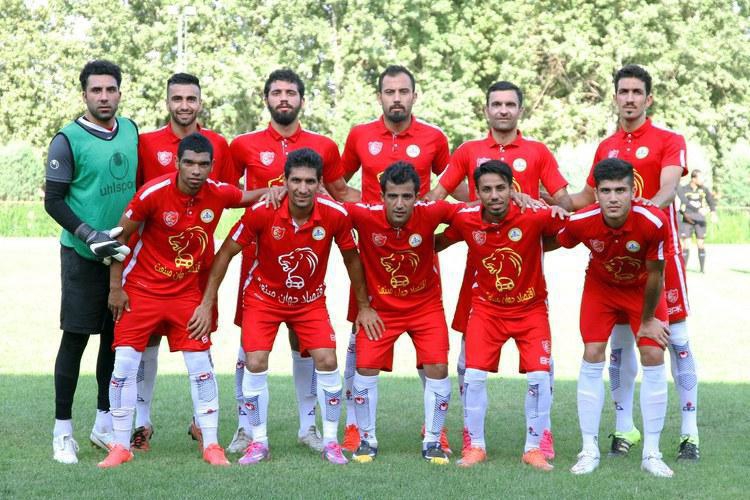 معرفی ترکیب نفت مقابل نساجی