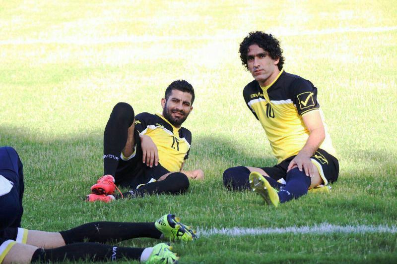 سیاهجامگان حرفهای زیادی برای گفتن دارد