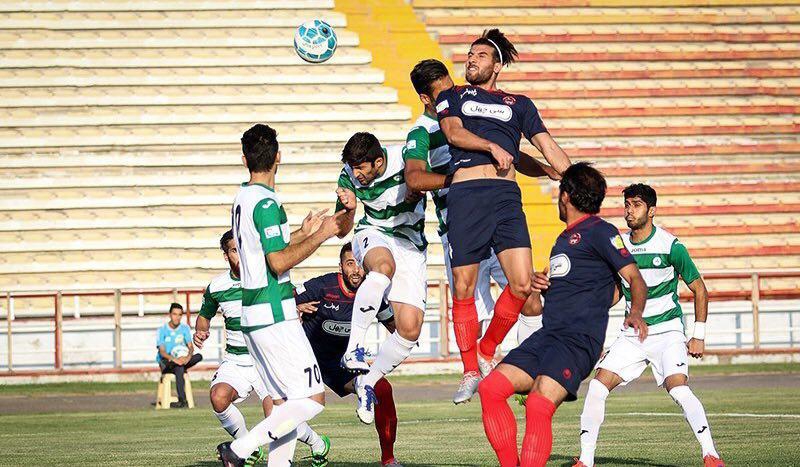 خانزاده: خیلی حرفها برای گفتن دارم