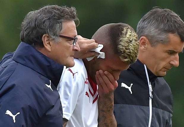 آغاز عمل جراحی پیوند گوش ژرمی منز