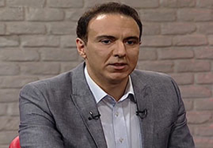 مزدک میرزایی: استراماچونی تفکرات تهاجمی دارد