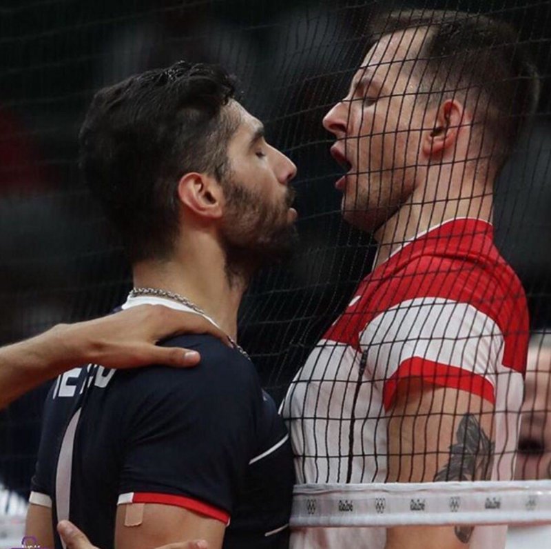 فدراسیون بین‌المللی والیبال لهستان را جریمه می‌کند