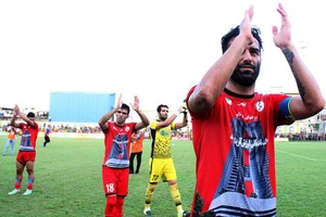 عمران‎زاده دو جلسه محروم شد