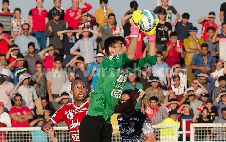 سرویس ژاپنی 60 متری دروازهبان پرسپولیس