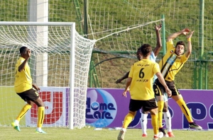 هجوم بی‌سابقه به مدافع سپاهان در فضای مجازی