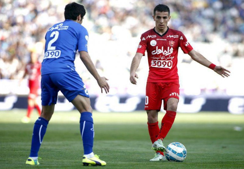 وضعیت مبهم فرشاد احمدزاده برابر سپاهان