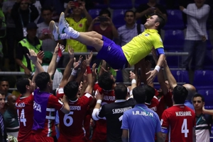 فیفا تحت تأثیر نمایش اخلاقی فوتسالیست‌ها