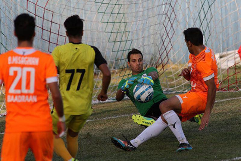 توقف بادران برابر مس 10 نفره