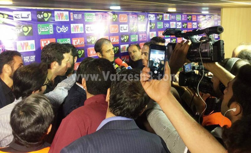 حاجصفی خداحافظی نویدکیا را عقب انداخت