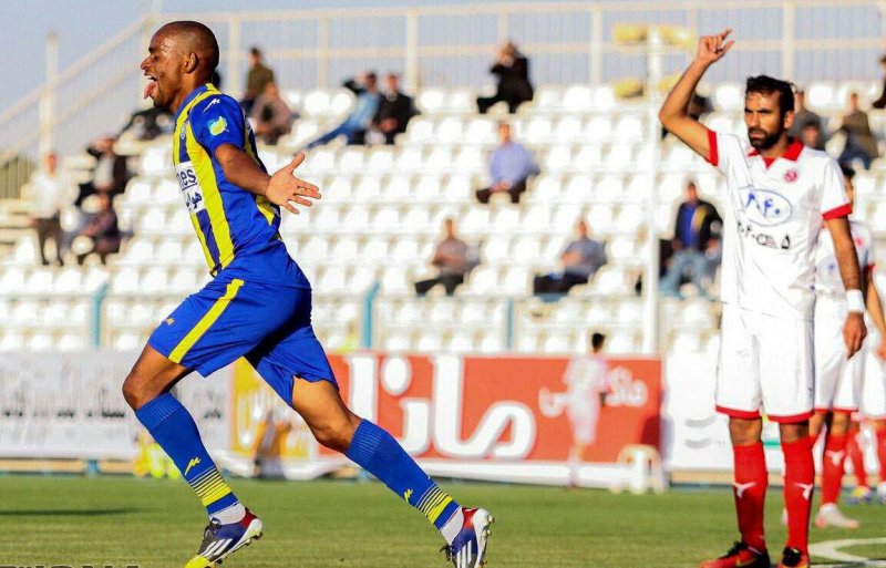 هتتریک شیمبا در برتری 7 گله گسترش