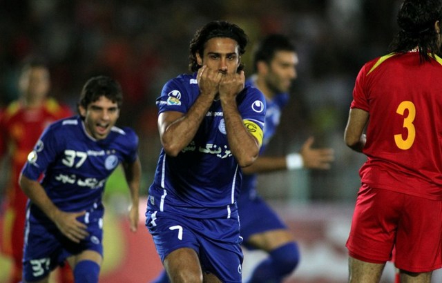 استقلال فولاد به یاد قیچی فرهاد مجیدی