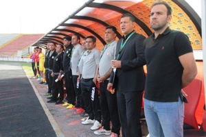 ماجرای عجیب خلیلی و ترک نیمکت نفت