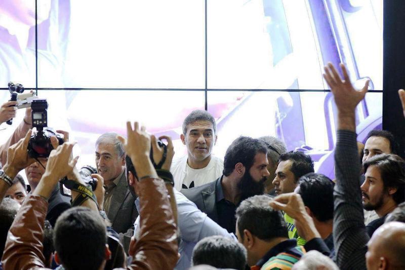 احمد عابدزاده: صحیح و سالم هستم