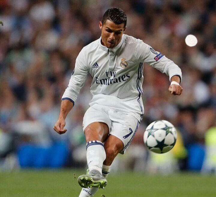 عقدهگشایی رونالدو و نزدیکشدن به رکورد رائول