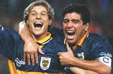 مسی هم مثل مارادونا به کمک نیاز دارد